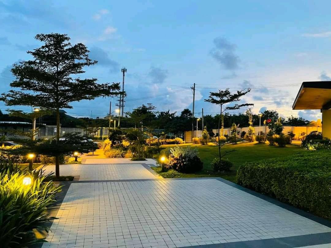 אפרטהוטל Avida Atria T2-F ,5Mins To Festive Walk And 4 Mins To Iloilo Convention Center מראה חיצוני תמונה